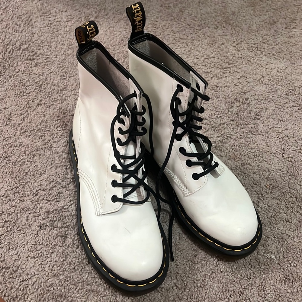 Size 8 Doc Marten boots worn maybe 5 times!